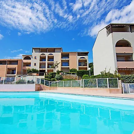 Апартаменты Appart A 150 M Des Plages